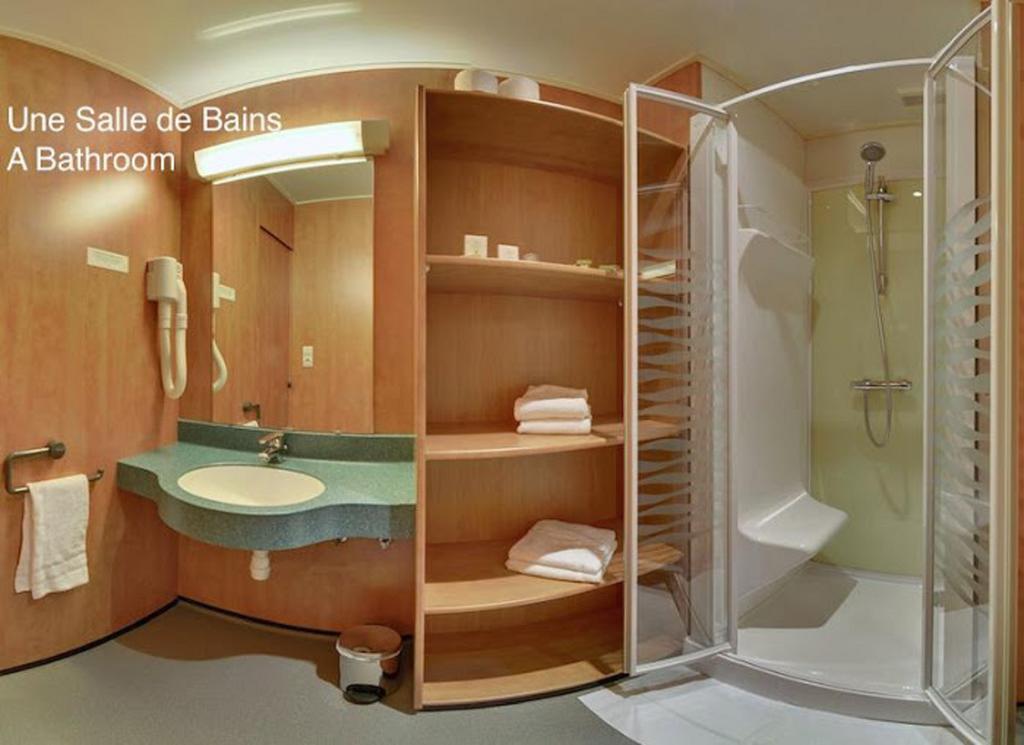 Logis Hotel De Paris سانت أفولد المظهر الخارجي الصورة