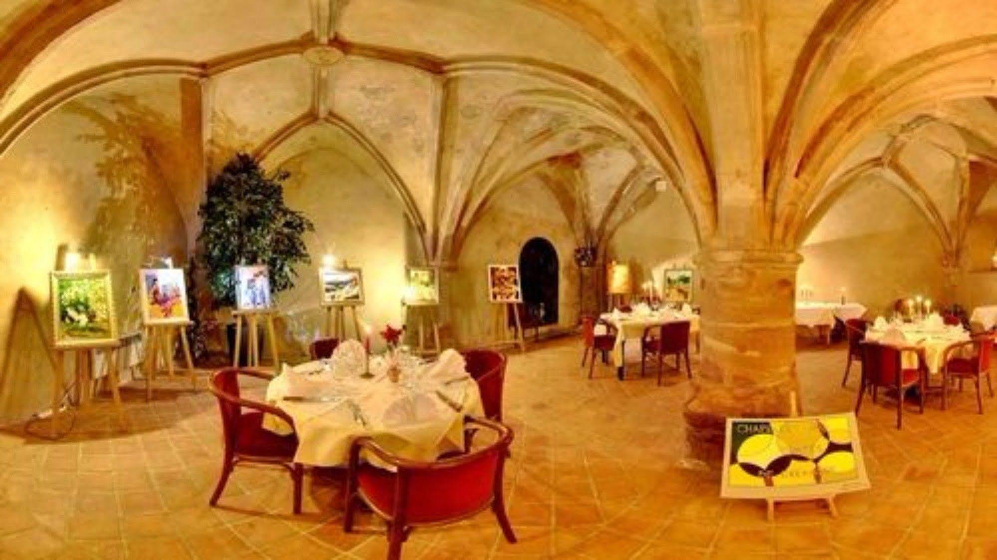 Logis Hotel De Paris سانت أفولد المظهر الخارجي الصورة